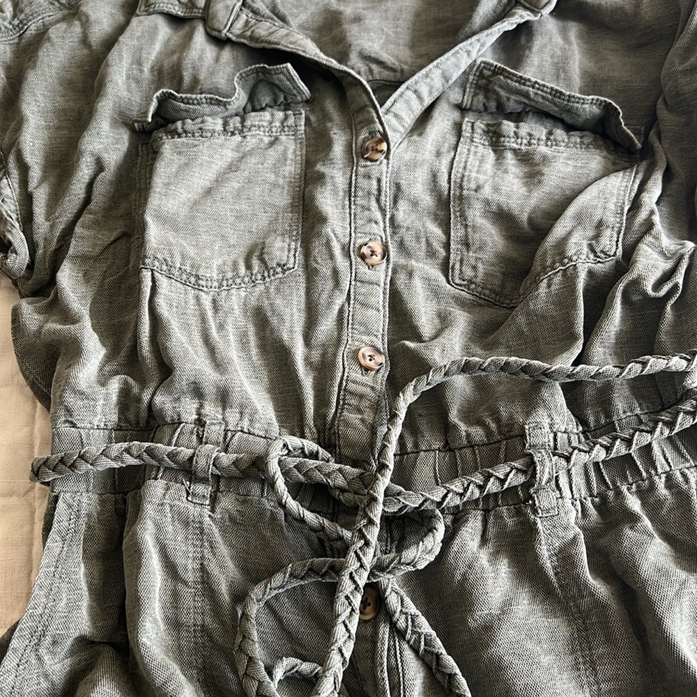 Nicole Miller Green Button-Up Romper - Picture 5 of 8